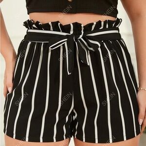 Romwe Juniors Striped Shorts